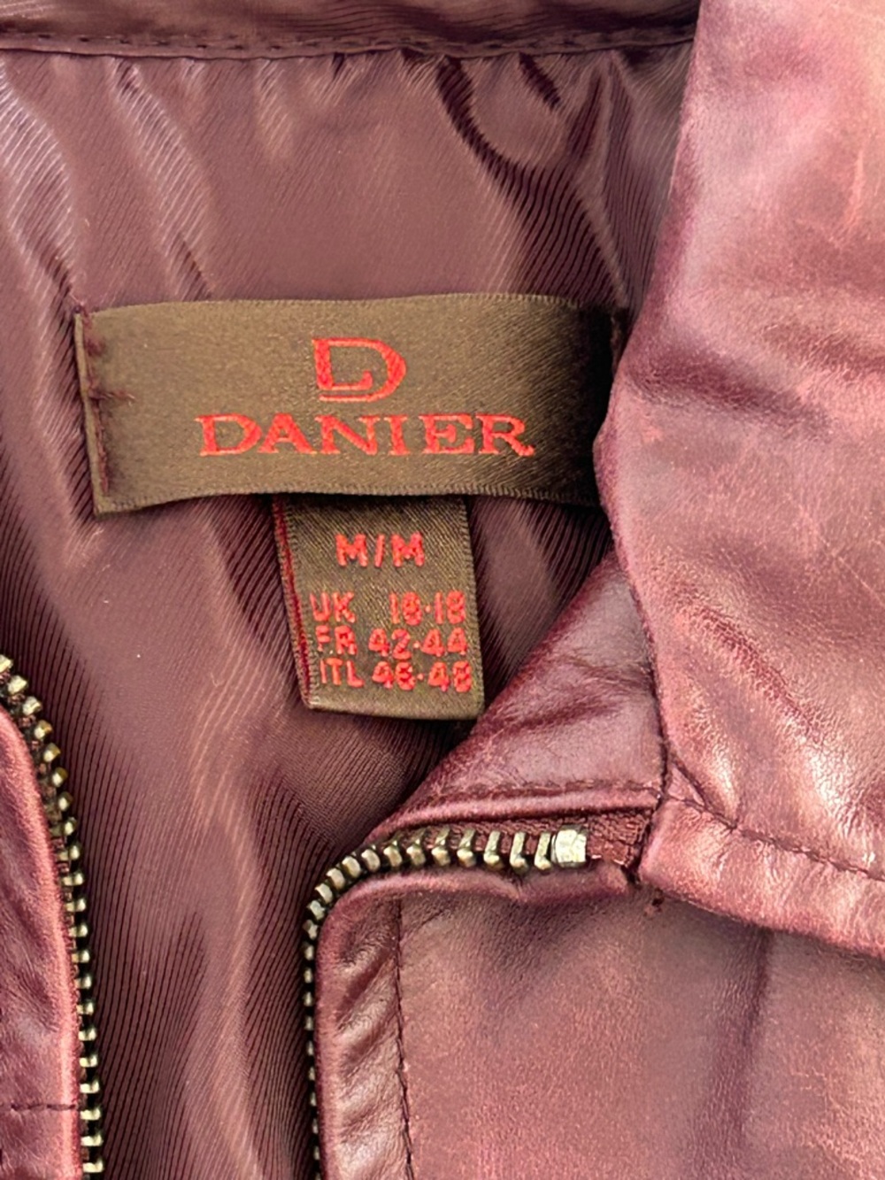 Danier leather jacket - Picture 5 of 16